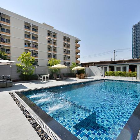 Three Seasons Bangkok Hotel Ngoại thất bức ảnh