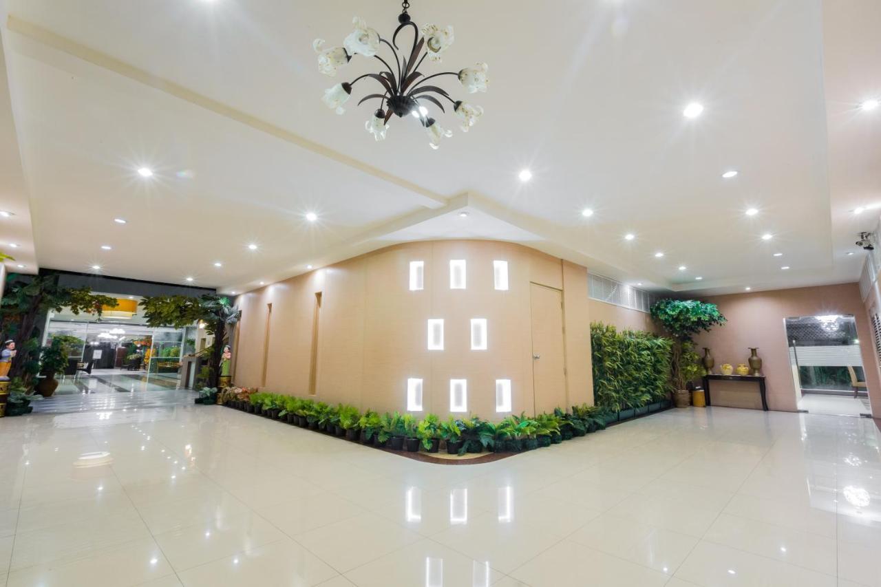 Three Seasons Bangkok Hotel Ngoại thất bức ảnh